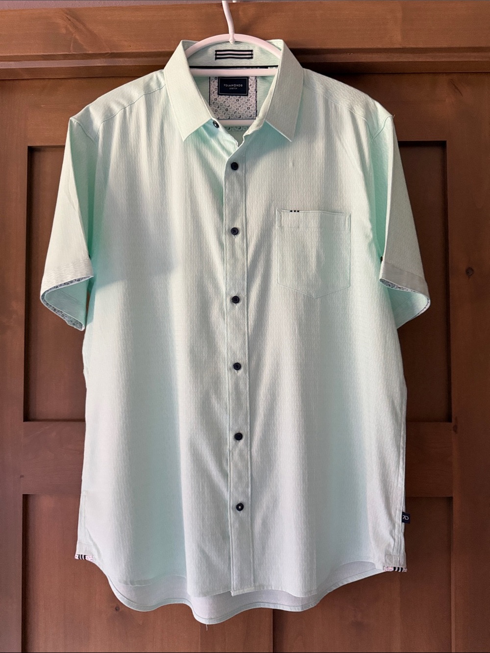 7 Diamonds Short Sleeve Button-Down Shirt in Mint Green